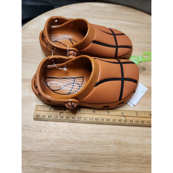 Crocs Basketball Themed Clog Shoes Little Kids size 10 - Picture 4 of 8